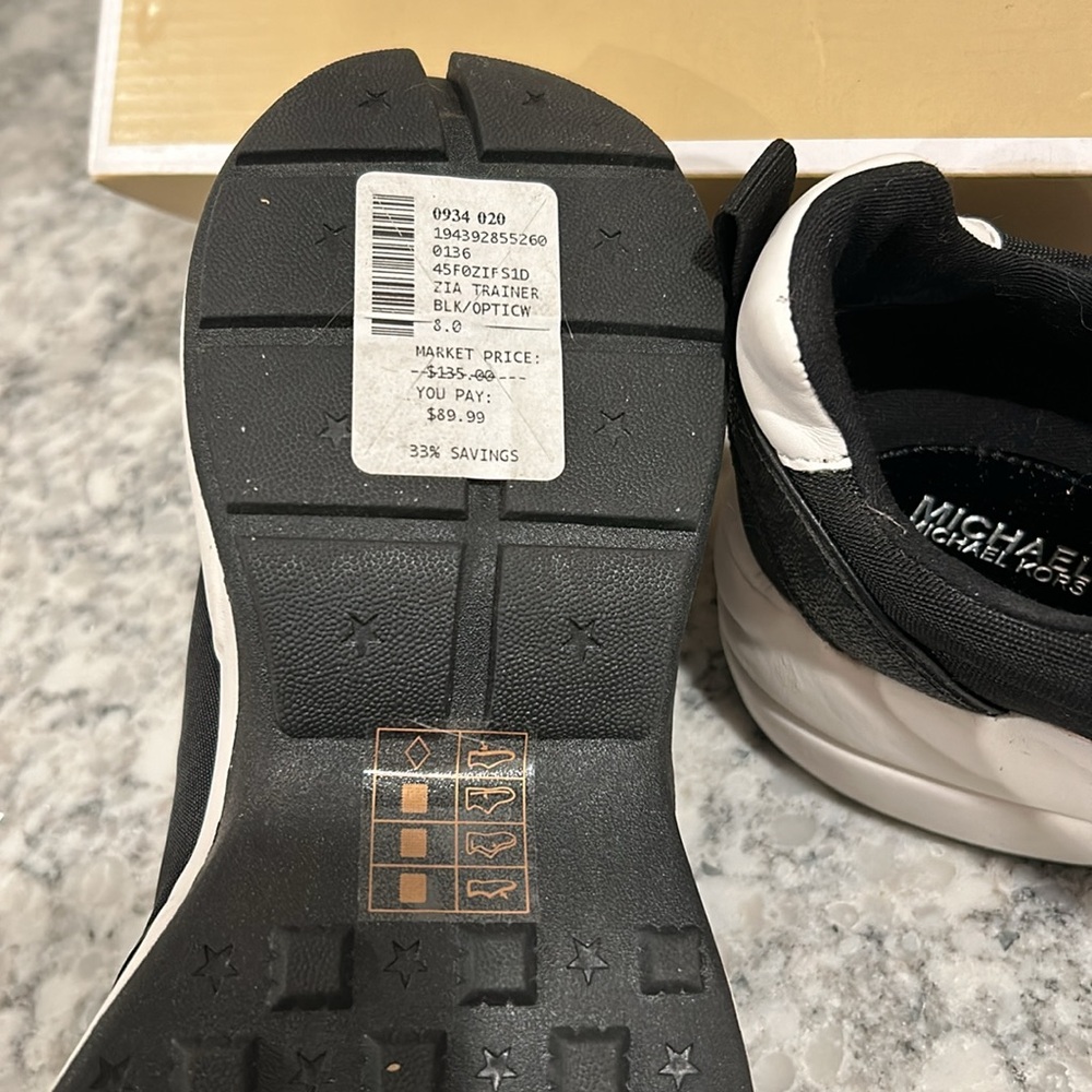 Michael Kors, Zia Trainer sneakers, black and white brand new - Picture 2 of 8